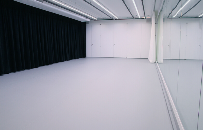 Studio B facing in
